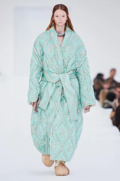 Look 12